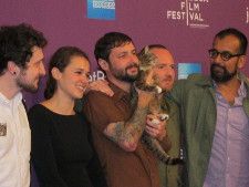 Lil Bub & Friendz editor Devin Yuceil, Director Juliette Eisner, Mike Bridavsky, Lil Bub, Director Andy Capper, VICE Co-Founder, Suroosh Alvi. Photo by Anne-Katrin Titze.