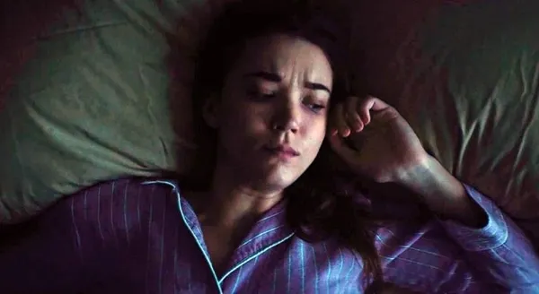 Nicole Brydon Bloom in Apartment 1BR 2