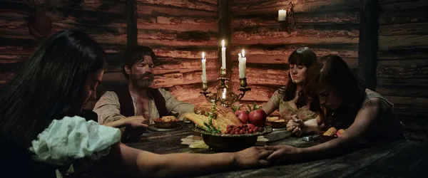 Dinner time in Luz: The Flower Of Evil