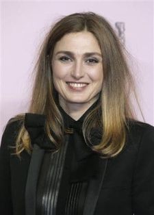 Surprise appearance: Julie Gayet at the Césars