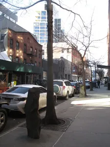 7000 Oaks along West 22nd Street between 10th Avenue and West Street