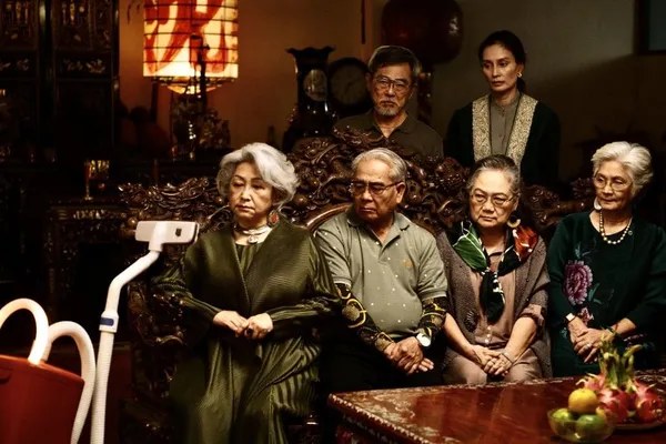 Top prize for A Useful Ghost by Ratchapoom Boonbunchachoke in Cannes Critics’ Week