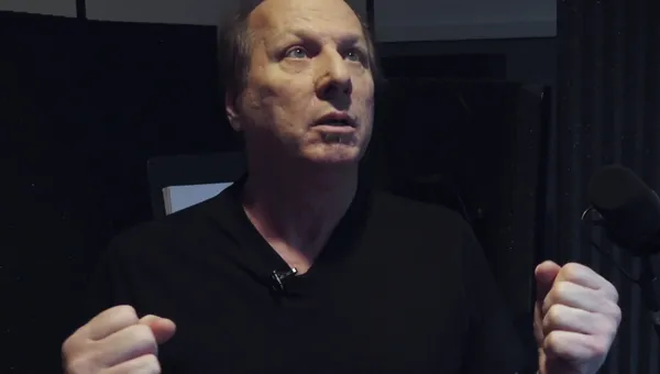 Adrian Belew
