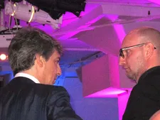 Alexander Payne with Corporate Award presenter Steven Soderbergh to Blurb 