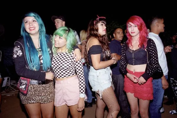 Los Punks - female fans