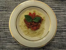 Anne-Katrin Titze's vegan bolognese