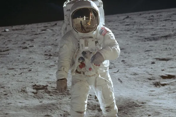 Apollo 11 4