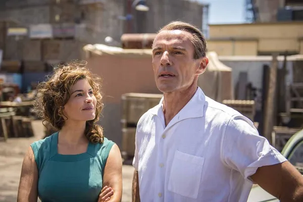 Audrey Tautou and Lambert Wilson