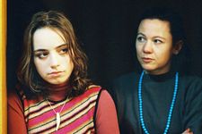 Rita (Barbara Osika) with her mother (Karina Brandlmayer) in Lovely Rita