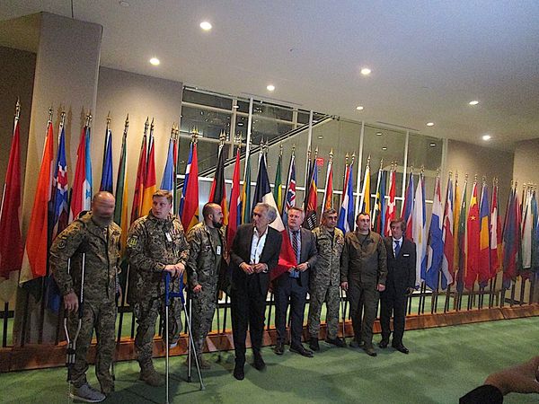 Bernard-Henri Lévy with Sergiy Kyslytsya (Ambassador Extraordinary and Plenipotentiary of Ukraine and Permanent Representative of Ukraine to the United Nations) and Nicolas de Rivière (Ambassador Permanent Representative of France to the United Nations) with Ukrainian soldiers at the Slava Ukraini première