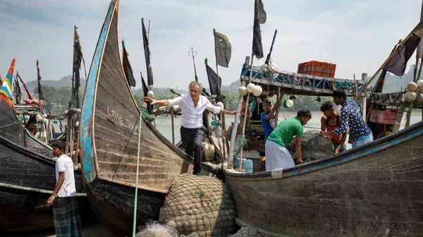 Bernard-Henri Lévy in Bangladesh