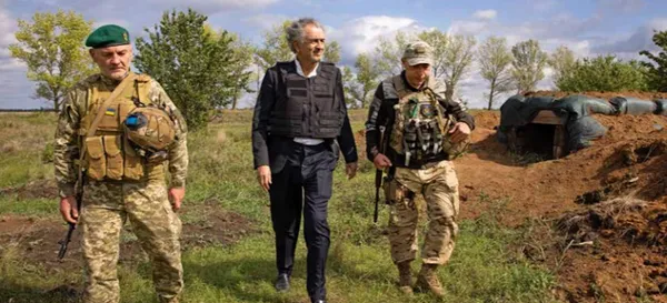 Bernard-Henri Lévy in Slava Ukraini