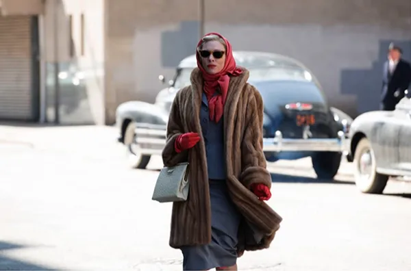 Cate Blanchett in Carol 5