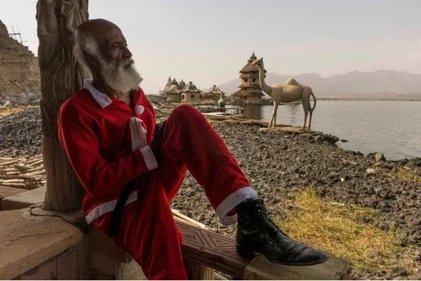 Santa in Crumbs