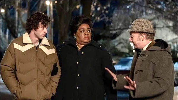 Dominic Sessa and Paul Giamatti with Da'Vine Joy Randolph in The Holdovers