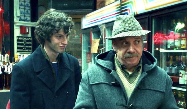 Dominic Sessa and Paul Giamatti in the liquor store in The Holdovers