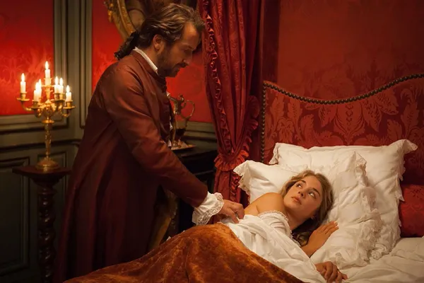 Edouard Baer and Alice Isaaz in Lady J