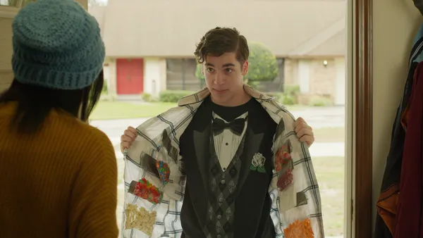Louis Tomeo in Egghead & Twinkie