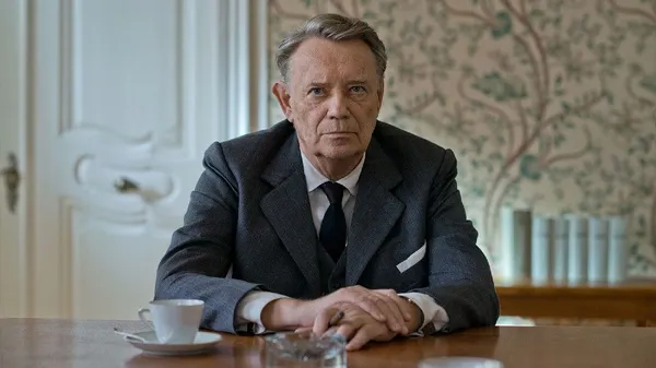 Gert Voss as Fritz Bauer
