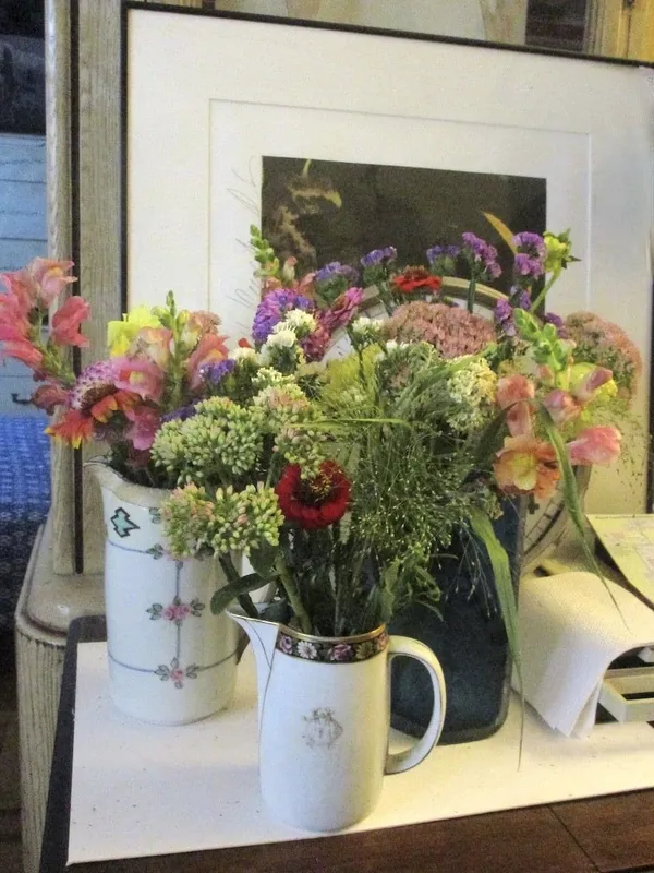 Green Market Amish flowers