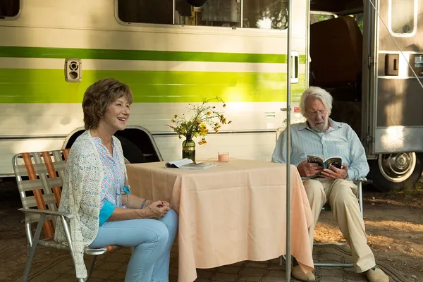 Donald Sutherland and Helen Mirren in The Leisure Seeker 3