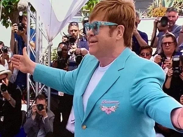 Elton John in Cannes 1