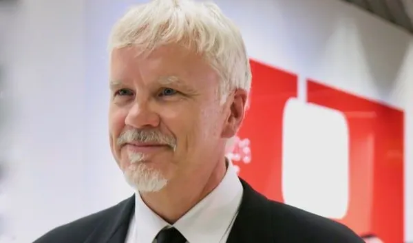 Tim Robbins 13
