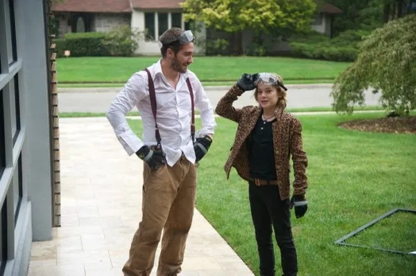 Jake Gyllenhaal and Judah Lewis in Demolition 2