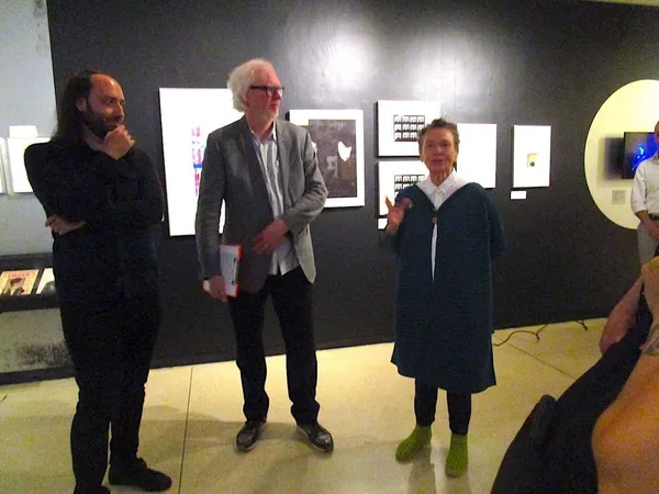 Laurie Anderson with Jason Stern and Don Fleming