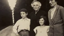 Anthony Giacchino: “Colette would secretly make little bouquets that her brother then in the middle of the night would bike over to graves. In my mind that’s a huge act of resistance for a fourteen-year-old. In fact, that’s how Jean-Pierre got caught.”