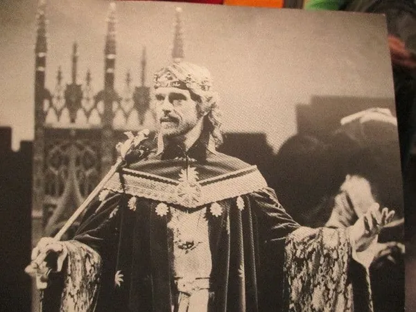 Postcard of Jeremy Irons as Richard II 