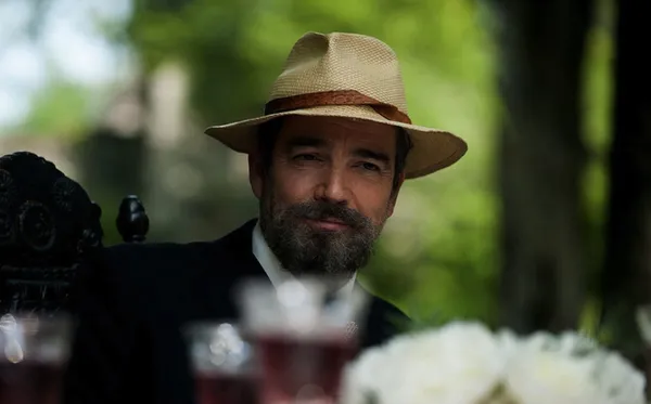 Jon Tenney as Doctor Dorn in The Seagull