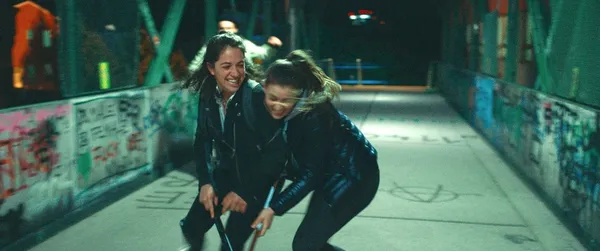 Clara Stern on Paul (Tobias Samuel Resch) on the bridge chasing after Theresa (Judith Altenberger) and Mira (Alina Schaller) in Breaking the Ice recalling François Truffaut’s Jules et Jim: “I noticed it while editing that we did that.”