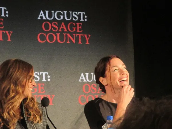Julia Roberts and Julianne Nicholson