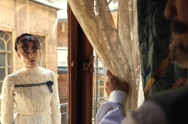 Keira Knightley and Dominic West in Colette