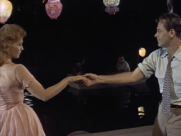 Kim Novak and William Holden in Picnic