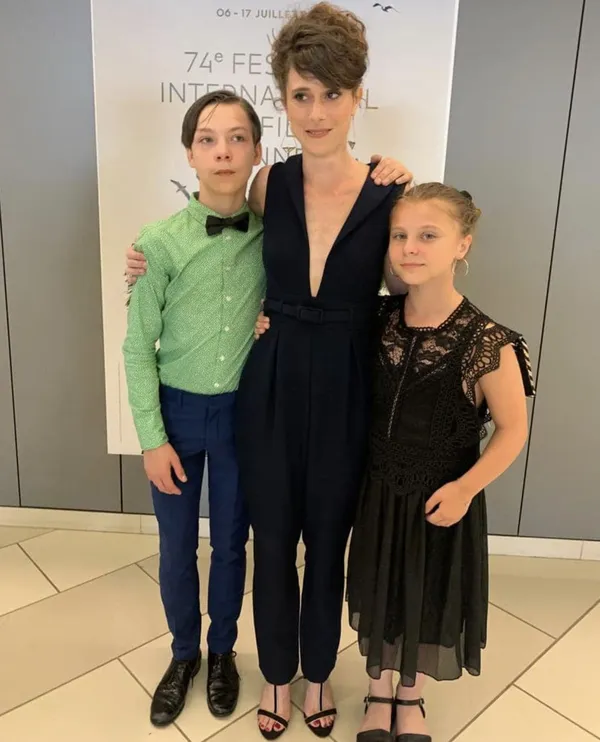 Laura Wandel with cast of Playground