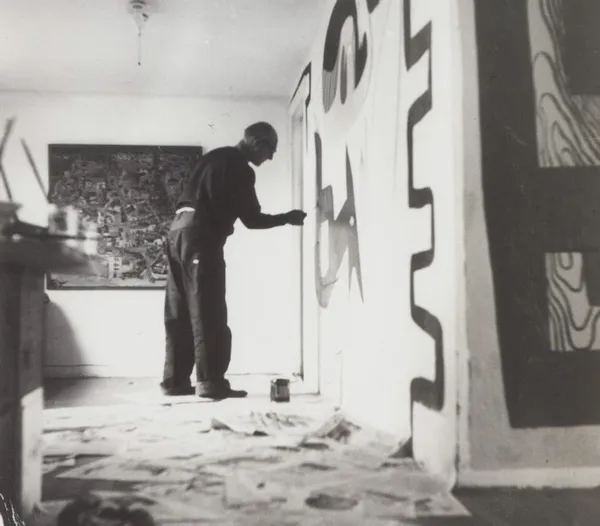 Le Corbusier making Nivola house murals