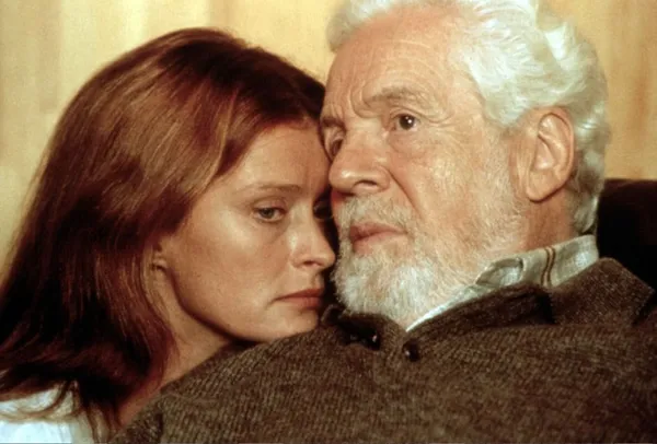 Lena Endre and Erland Josephson in Faithless