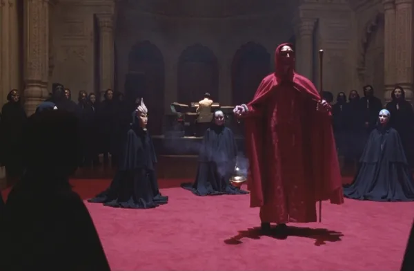 Leon Vitali in Eyes Wide Shut