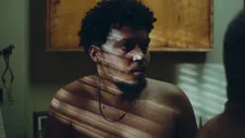 Guto Parente on David (Lucas Limeira): “We live in a very hot city, Fortaleza is always very hot.”