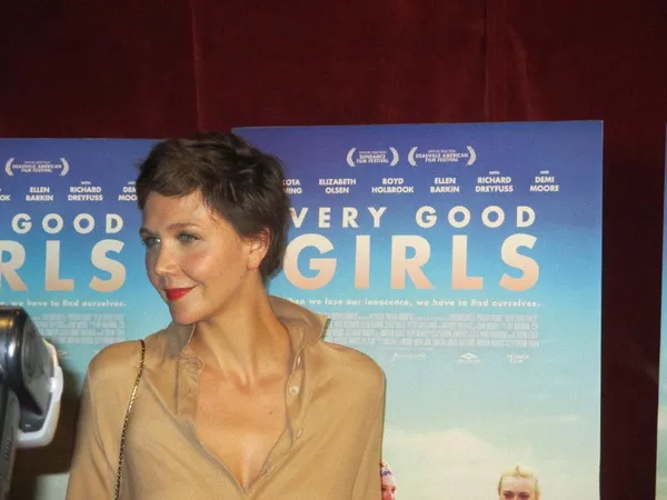 Maggie Gyllenhaal 4