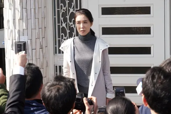 Mariko Tsutsui in A Girl Missing 3