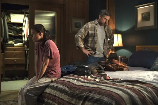 Maura Tierney and Steve Carell in Beautiful Boy 2