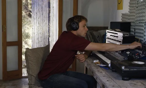 Max Riemelt in Amnesia
