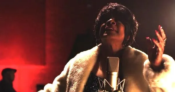 20 Feet From Stardom 6