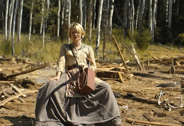Mia Wasikowska in Damsel