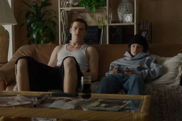 Lucas Hedges and Sunny Suljic in Mid90s