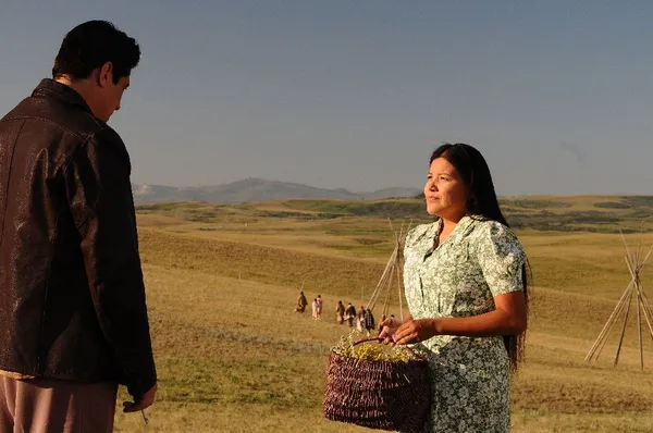 Misty Upham and Benicio Del Toro 2