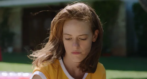 Sofia Kokkali as Artemis